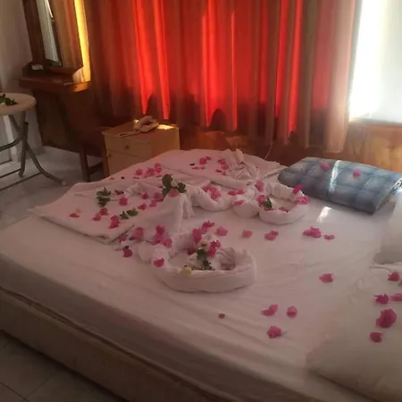 Kleopatra Beach Yildiz Hotel